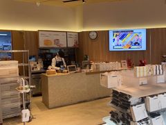 -银座仁志川·生吐司专门店(香港广场店)
