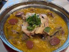 -靠山屯东北农家菜(八龙桥雅苑店)