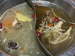 鸳鸯锅底-傣妹火锅(南京东路一店)