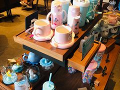 零售区-星巴克(宝山万达店)