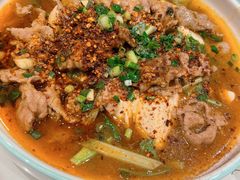 豆花牛肉-犇逸·乐山跷脚牛肉·四川现炒(览海店)