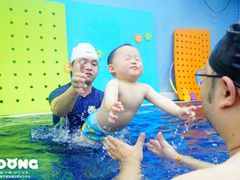 -龙格亲子游泳俱乐部(泊富中心)