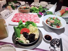 -泓炙颐凤鲜海鲜火锅料理(桐乡店)