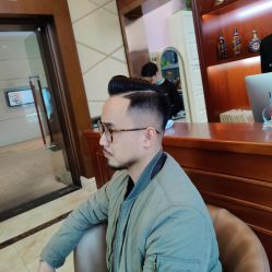 -尼特斯男士发型馆