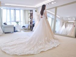-Lisamoon礼慕纱婚纱礼服高级定制