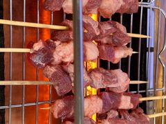 -哈尔滨小酒馆·鲜肉现穿自助烧烤(康新花园店)