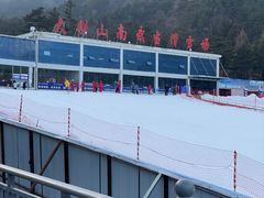 -大别山南武当滑雪场