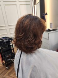 -丁和李朴美发沙龙