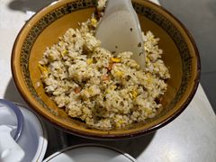 -休记光头香辣蟹干锅店(衣冠庙店)