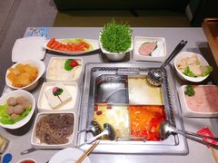 -海底捞火锅(巴黎春天浦建店)