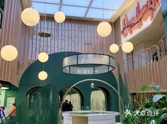 静安嘉里中心绿色网红社交空间，静安寺白领新食堂
