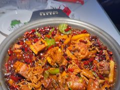 -徐记小怪兽肉蟹煲(中央大街店)