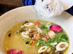 -芸南道·过桥米线(昆明老街旗舰店)