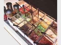 -余欢领鲜火锅(新街口店)