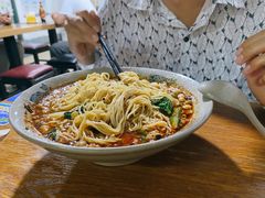 -丁丁猫重庆小面(徐州路店)