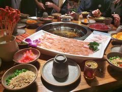 -城墙拐拐火锅(三峡广场黑金冠店)