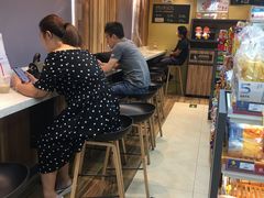 -全家便利店(王府井大街店)