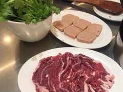 -胡须佬鸡煲四季火锅店(石厦西村直营店)