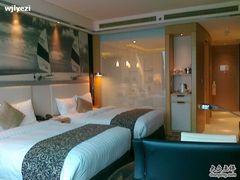 201108221661-苏州金鸡湖中茵皇冠假日酒店