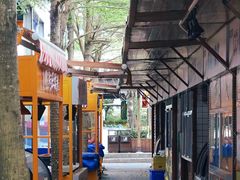 -三亚火车头万人海鲜广场