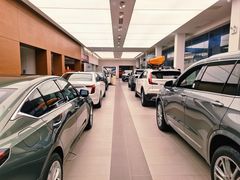 -青岛鸿发智越领克新能源中心