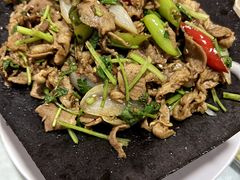 炒烤羊肉-老舅老蒙肉饼非遗店(一店)
