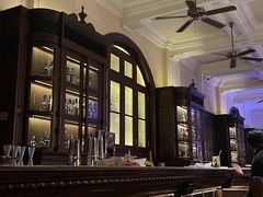 -LONG BAR 廊吧(外滩华尔道夫酒店)