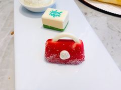 -必胜客(松雷店)