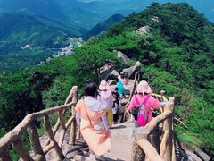 -罗田薄刀峰风景区