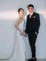 -纪梵希婚纱摄影(青岛店)