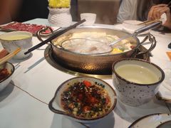 -牛人日志·鲜牛肉骨汤火锅(万科里瑧店)