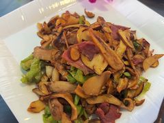 见手青-喜林苑·稻田餐厅(品相府店)