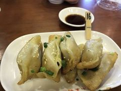-小姜锅贴(凤凰街店)