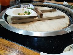 -三里屯土灶炖公鸡地锅鸡(江东店)