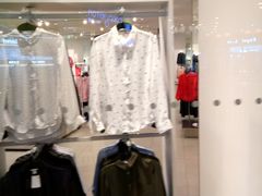 -H&M(鹏欣水游城店)