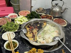 -储奇门鳝鱼火锅(总店)