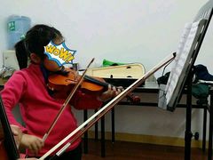 -缪斯琴行英皇小提琴.钢琴.吉他(张江店)