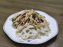 -鲁南仔·滕州炒鸡(经三路店)