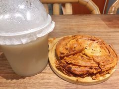 锅魁-麻婆婆白家肥肠粉(海岸城店)