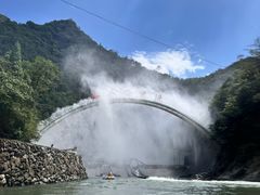 -仙人谷漂流景区