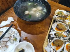 -老东镇啤酒屋海鲜加工·蒸汽海鲜·海鲜烧烤(台东店)