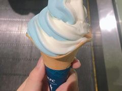 -肯德基(西影路店)
