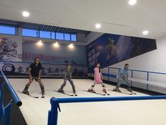 -零度滑雪室内训练中心(莘庄店)