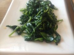 清炒豌豆尖-花家怡园