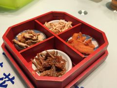 -老萍巷·莲花血鸭(步行街店)