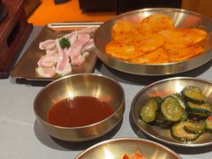 -轻烧烤肉(光谷步行街店)