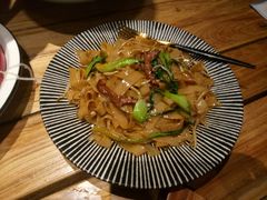 炒牛河粉-龙咏记四季家福烤鸭中餐厅(滨湖店)
