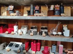 零售区-星巴克臻选(南京艾尚天地店)