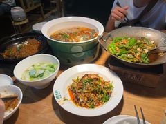 -费大厨辣椒炒肉(万家丽一店)