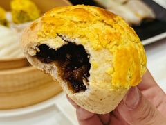 酥皮叉烧包-白天鹅宾馆-宏图府餐厅